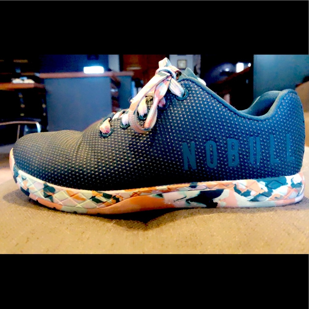 NoBull Trainers Size 6.5